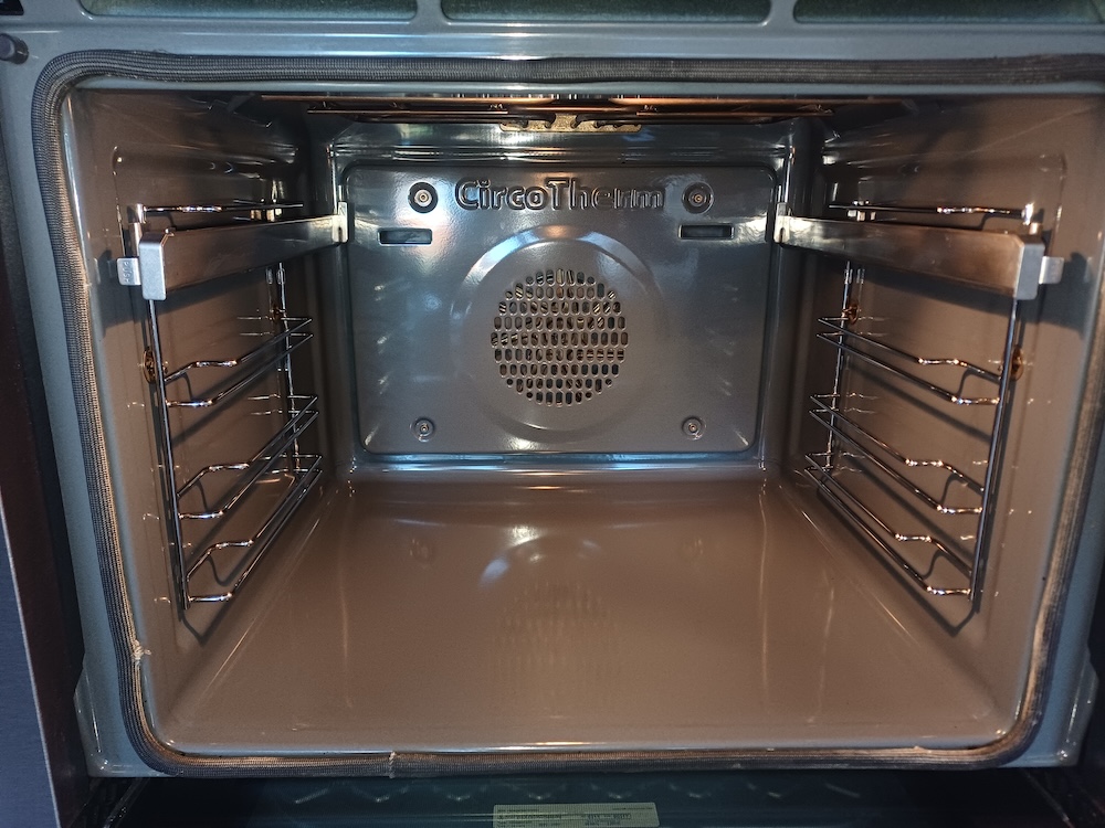 Shawly Oven Care provides professional Oven & Appliance Cleaning Across Warwickshire and the Midlands