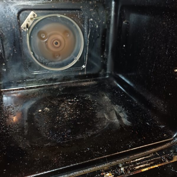 Shawly Oven Care provides professional Oven & Appliance Cleaning Across Warwickshire and the Midlands