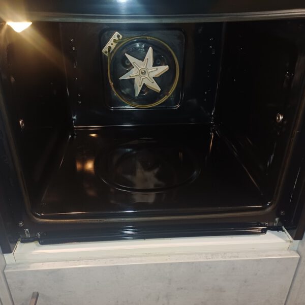 Shawly Oven Care provides professional Oven & Appliance Cleaning Across Warwickshire and the Midlands