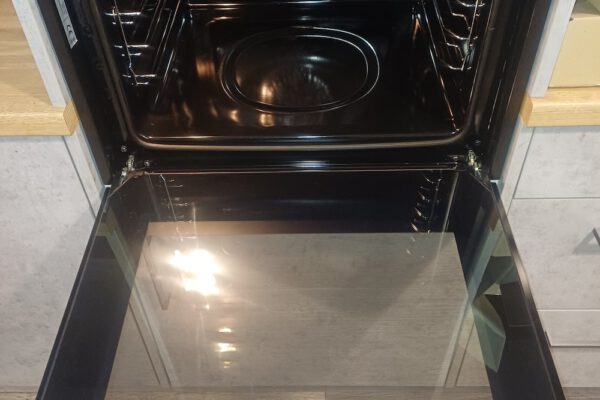 Shawly Oven Care provides professional Oven & Appliance Cleaning Across Warwickshire and the Midlands