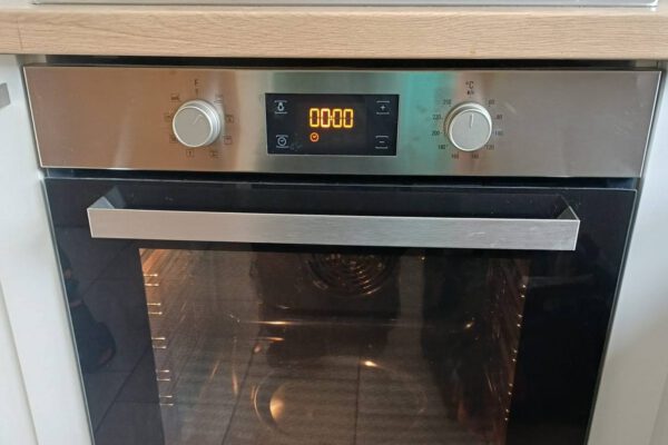 Shawly Oven Care provides professional Oven & Appliance Cleaning Across Warwickshire and the Midlands