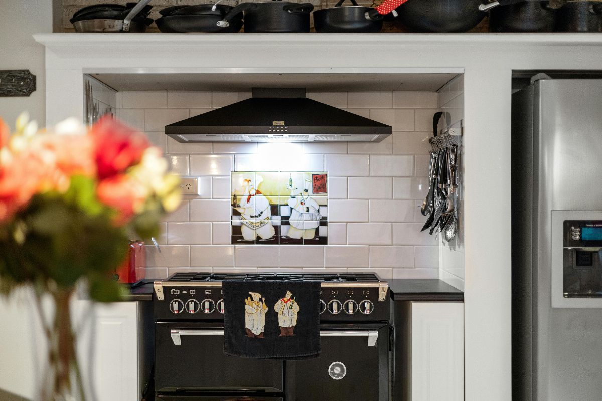 Shawly Oven Care provides professional Oven & Appliance Cleaning Across Warwickshire and the Midlands