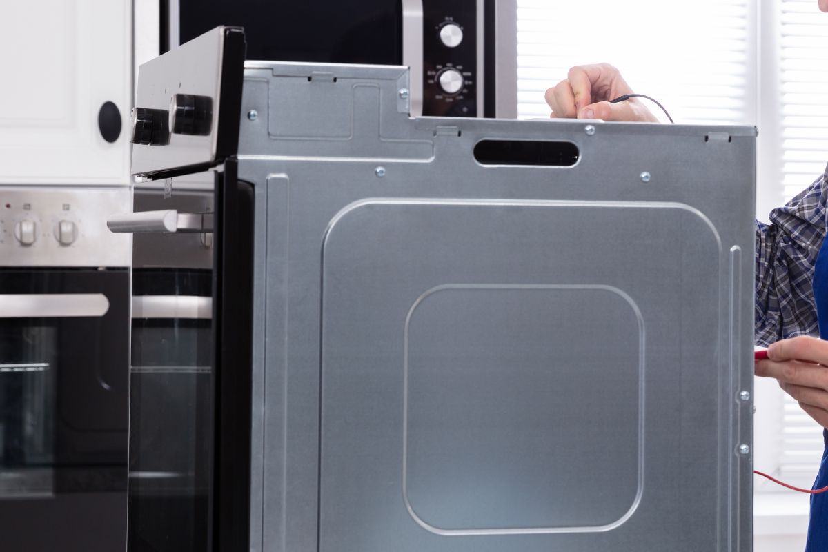 Shawly Oven Care provides professional Oven & Appliance Cleaning Across Warwickshire and the Midlands