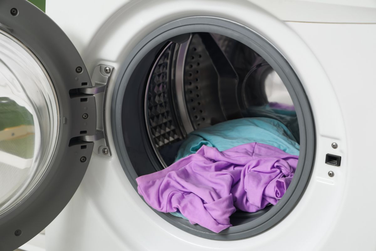 Shawly Oven Care provides professional Oven & Appliance Cleaning Across Warwickshire and the Midlands