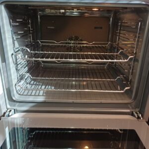 Professional Bosch single oven cleaning in Hinckley. Full strip-down, dip tank degrease, glass door dismantled and fan cleaned for an odour-free finish.