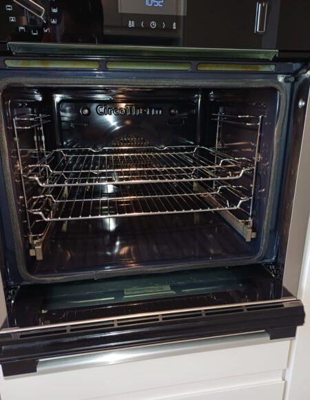 Neff Hide & Slide Oven Deep Clean in Atherstone | Shawly Oven Care